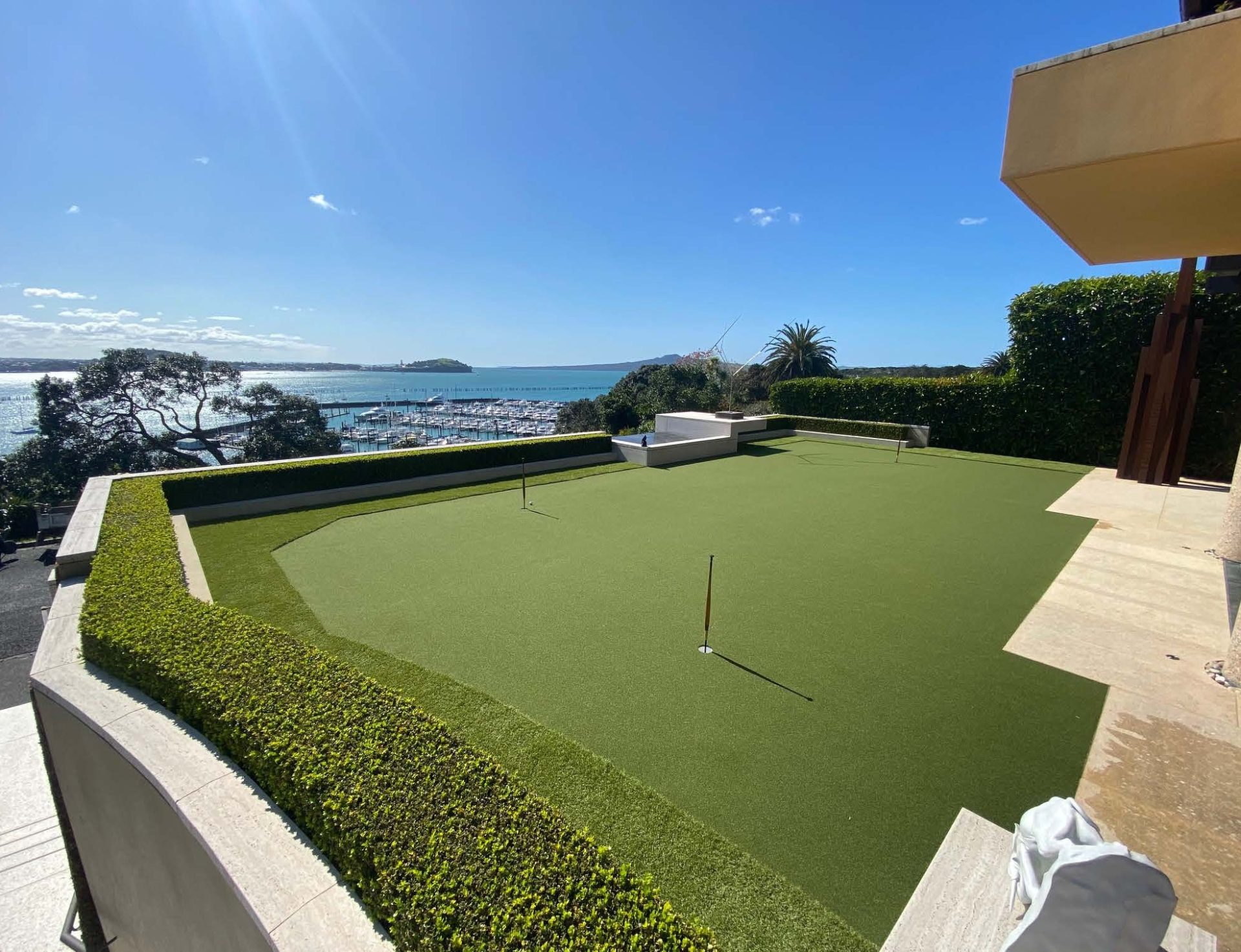Paratai Drive Golf Patio Putting Green and Short Game Practice Area